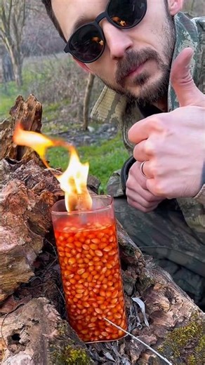 CORN AND KEROSENE.Power outage, storm or wilderness—no matter what,the lamp is ready in 2 seconds!🌽