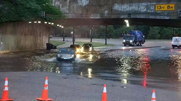 'Torrential' rain in Chicago leads to flooded roads and crashes; severe weather on the way
