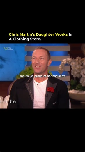 Business | Entrepreneurship | Wealth on Instagram: "Chris Martin, the lead singer of Coldplay, once shared a touching story about his daughter working her very first job at a clothing store. At just 16 years old, she was starting to take her first steps into the working world. Chris decided to visit her quietly, lining up with a t-shirt just like any other customer. When his daughter noticed him at the checkout, she was shy and surprised, showing the humility that often comes with new responsibi