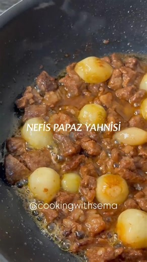 🔥 PAPAZ YAHNİSİ (Turkish Beef Stew with Pearl Onions) 🔥 #turkishfood #papazyahnisi #foodrecipes
