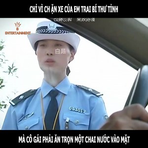 1.9M views · 27K reactions | Chỉ vì ch ặn xe của em trai bí thủ tỉnh mà cô gái phải ăn trọn một chai nước vào mặt #8entertainment #reviewphim #review #phimhaynhat | 8 Review 2025 | Facebook