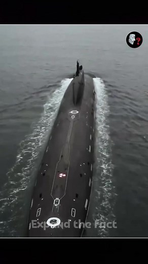 How Submarines Dive and Rise in Water #reelsfb #reel #facts #newfacts #information #knowledge #trandingfacts #reelsinstagram #trandingreels #expandthefact | Expand The Fact
