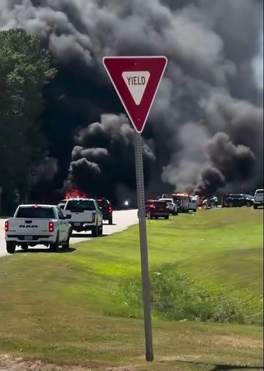 Argyle Road crash (eyewitness video)