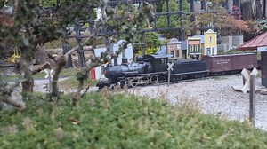 11K views · 498 reactions | Early evening on Dan Stenger's Garden Railroad - #gardenrail #gardenrailways #trainsinthegarden #gardenrailwayworld #redwoodempiregardenrailwaysociety #sacvalleygardenrailwaysociety #cccgrs | Bay Area Garden Railway Society | Facebook