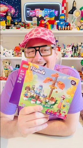 Building the new LEGO Friends sets - Part 1 - Forest Tea Party