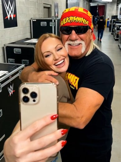 💪🏻 #hulkhogan #HULKAMANIA #wwe #wrestling #vanessai new ai filter effect template tutorial prompt wrestling edit selfie trend viral hulk hogan hug