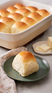 These Quick and Easy Dinner Rolls are buttery, fluffy and will basically float right into your mouth. They make the perfect accompaniment to almost every meal and are a must make side dish for thanksgiving! Recipe up on the blog! 👉 link in bio👈 #preppykitchen #baker #recipevideo | Preppy Kitchen