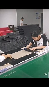 Production of black seven-plate folding boxes. | 张涛