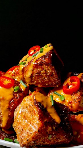 358K views · 98 reactions | Throwback to these Firecracker “Bang Bang”Salmon Bites. Full Recipe is in the Link in Bio! Easy under 30 minutes dinner recipe. #food #foodie #salmon #recipes #dinner #cooking | Royale Eats | Facebook