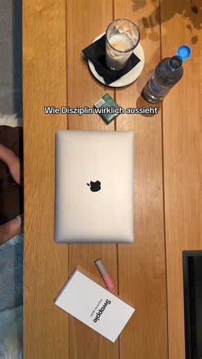 Erinnere dich daran, warum du angefangen hast! 🫶🏻 MacBooks 👉🏽 ab dem 15.06. bei Swappie! #keepgoing #macbook #dontquit #mindsetshift #fyp