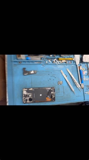 Bharat  on Instagram: "Xiaomi 13 pro flagship phone / xiaomi 11/12/13/14 / redmi note 10 pro/11 pro/12 pro/13 pro/14 pro/ redmi note 9 pro/ poco f6/poco x3 pro/ poco x4 pro / poco gaming phone/ poco phone / 13c/12c/9a/9i/redmi note 10s / best phone repair shop in indore"