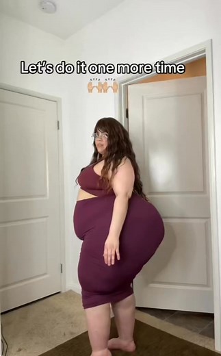 best moment | GRC QUEEN PLUS SIZE