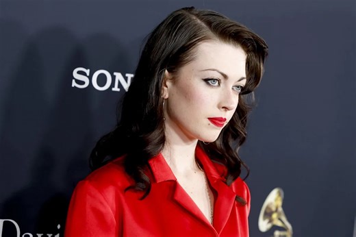 Violet Grohl Sets Release Date For Debut Album, ‘Be Sweet To Me’