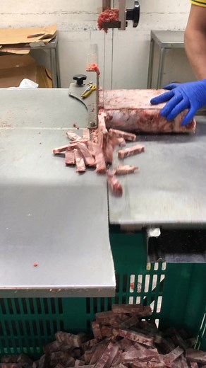 Frz buffalo Trimming Bonlese Meat Cutting Skils #fb #viralreelsfacebook #followers #professional #followforfollowback #Amazing #fbreelsfypシ゚viralvideo | A Royal Meet Cut