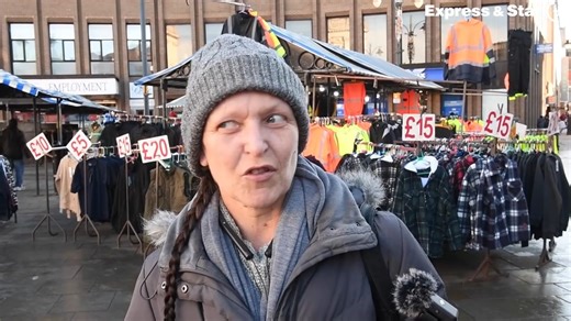 The Mayor of the West Midlands Richard Parker has announced that there will be a completely free bus service all day throughout New Year’s Day. Mr Parker said he had launched the offer to encourage people to leave their cars at home and avoid the stress and expense of driving and parking during the busy holiday period, saying it was a small gesture to help make life easier for people when finances are a bit tight. The people of Walsall have had their say on the plans and about their local bus se