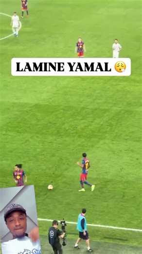 The MAGIC BOY LAMINE YALMA 😜😜🤣 just they faint them for Me 😆😆 #Supercup2025 #barcelona @Lamine Yamal @Football Fans Tribe @henryggmu @bi_benard @KOMBO @Comediankoboko @playwithtomide