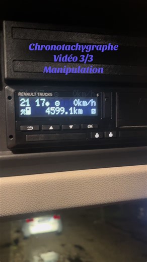 Manipulation du Chronotachygraphe Numérique pour Conducteurs