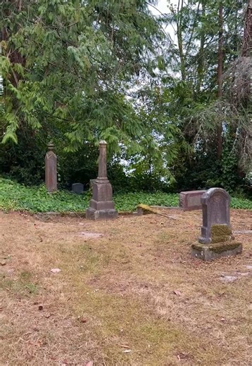 Explore Kane Cemetery: A Historic Bainbridge Island Walk