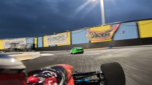 【4K】把GoPro装在F1遥控车上