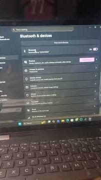 Adding and deleting icons on your windows 11 task bar.