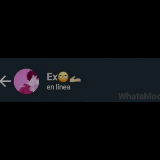 Messaging App Highlights: Colorful Chats and Emojis