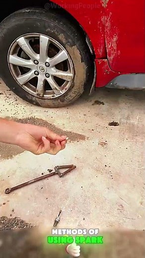 Methods of using spark plug fragments to break windows for emergency rescue 🔥💥🚗🪟