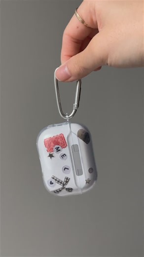 Melanie Locke on Instagram: "Make a scrap book-y airpods case with me🤗 #diy #diyairpodscase #diycase"