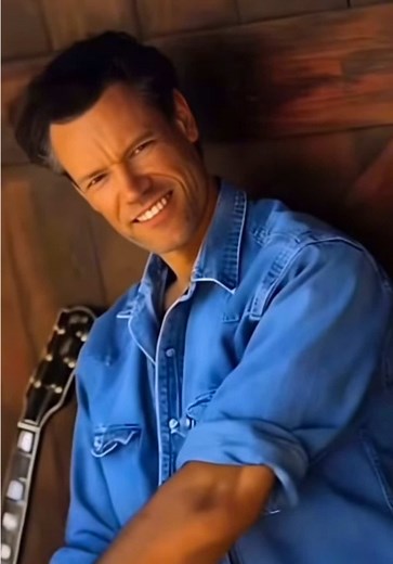 Randy Travis: A Journey Through Country Music History