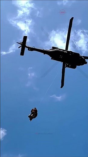 Black Hawk MEDEVAC HH-60M pilots conduct rescue training