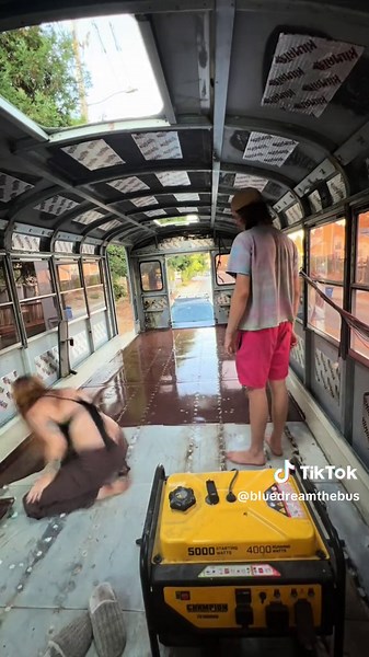 Eiposde 3 ! The floors felt so clean after a coat of paint and it really made the bus look completely different #skoolieconversion #busbuild