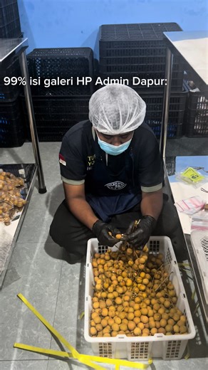 POV: buka galeri HP admin Scroll… nasi Scroll… lauk Scroll… kegiatan dapur Scroll lagi… masih dapur 😂🍳 #mbg #makanbergizigratis #jajar #laweyan #mbgcore