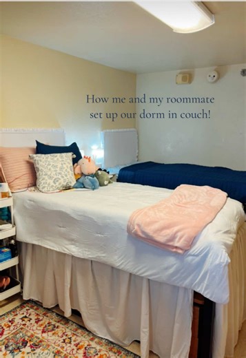 Couch Dorm Set Up Ideas for University Living