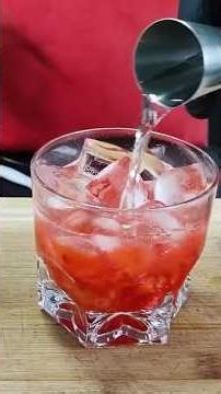 Strawberry Caipirinha with Vodka Drink Caipiroska #grillmanual