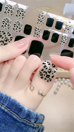 The Ultimate DIY Leopard Print Pedicure Gel Nails in 5 Minutes! 💅✨ #nailart #naildesign #shorts