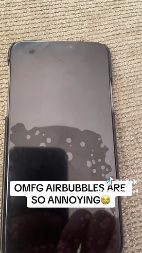 Removing Air Bubbles from iPhone Screen Protectors