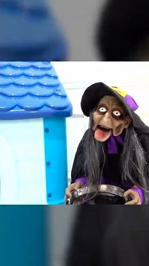 Diana and Roma - Halloween Story #shorts
