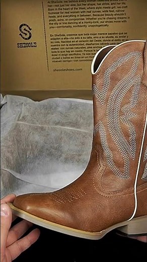 No more struggling with tight boots 👢 #WideCalfBoots #cowgirlboots #westernfashion