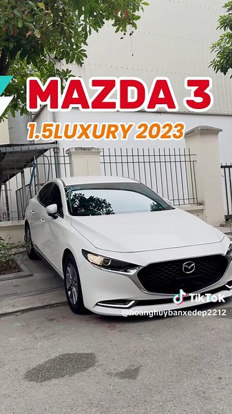 2023 Mazda 3 Luxury Review and Features