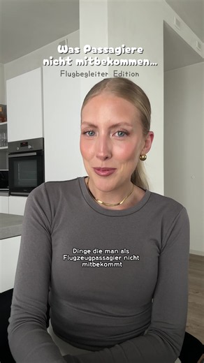 Bordvorbereitungen einer Flugbegleiterin: komplette Routine