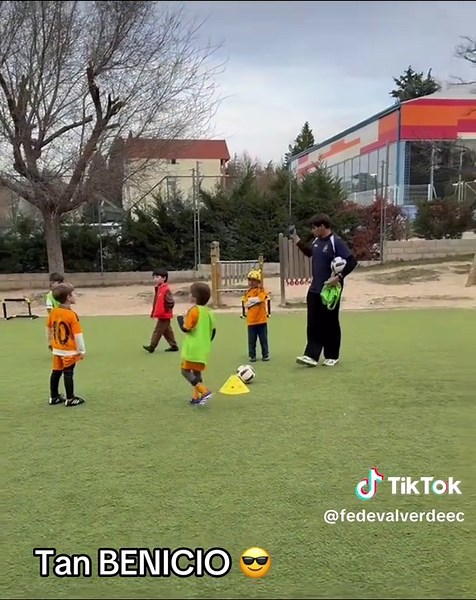 Benicio Valverde: Celebrating a Football Legacy