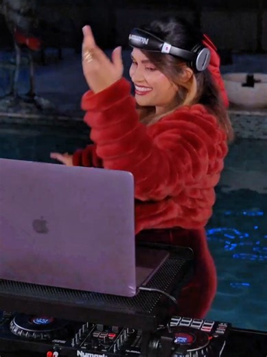 Which is your favorite? 🔥💃 New mix on YT 🤗 #DJAshley #guyanesetiktok🇬🇾 #trinidad #chutneymusic #suriname