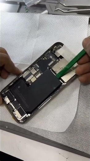 iphone orginal battery replacement is available getfix contact:9048028010 #smartphone #iphone#virel