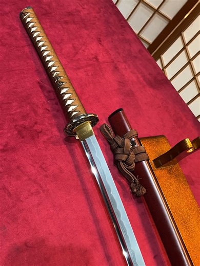 Custom Hon-sanmai Tamahagane Katana with Unique Features