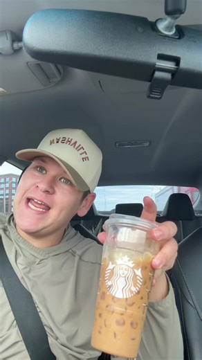 All I taste is dirt water @Starbucks ☕️ 🤮 #fyp #foryoupage #comedy #starbucks #nasty