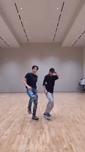 (@moonjongyeup) INSTAUPDATE w/ JUN • 060423 “Moon’s Anyone🤝” | Junology