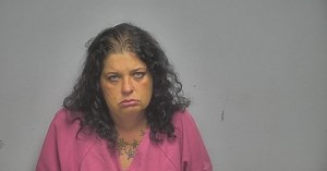 Woman charged with murder in Paducah stabbing death
