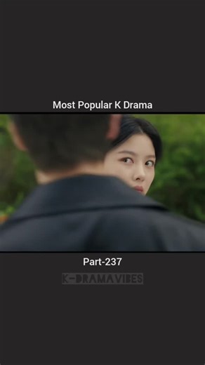 ᴋ-ᴅʀᴀᴍᴀᴠɪʙᴇꜱ09 on Instagram: "🎬 MY DEMON (K-Drama) ⏱ Runtime: 16 Episodes • Romance / Fantasy / Dark Comedy 📍 Origin: South Korea 🎬 Creator: — 🔥 Setting: Contracts, power… aur ek demon–human love story ka explosive twist. ❤️ Story: Do Do-hee — ek bold, ruthless businesswoman — aur Jeong Gu-won — ek deadly, charming demon — ek dangerous contract ke through ek-dusre ki zindagi mein bandh jaate hain. Hate → tension → passion… sab kuch ek hi frame mein. Gu-won ka lost demonic power, Do-hee ka gu