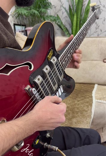 Xoş dinləmələr 🎧 #hacinazim #seninsevgilin #gitara #emircavad