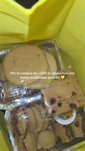 Deliciosas galletas de perla y bolsa amarilla gratuita
