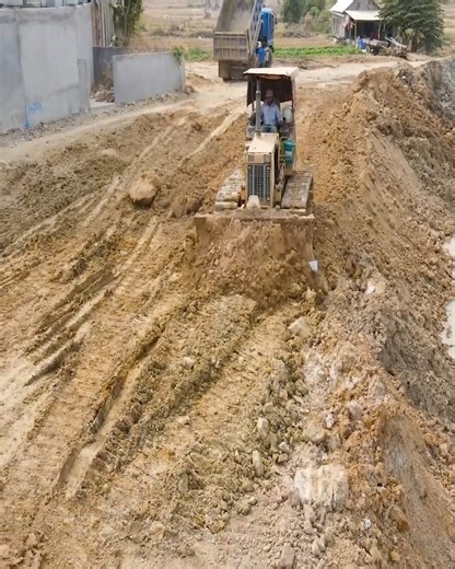 Second Truck Joins Landfill 💥 Dozer Power in Action! #DumpTruckAction #DozerOperator #ConstructionWork | Bulldozer Working